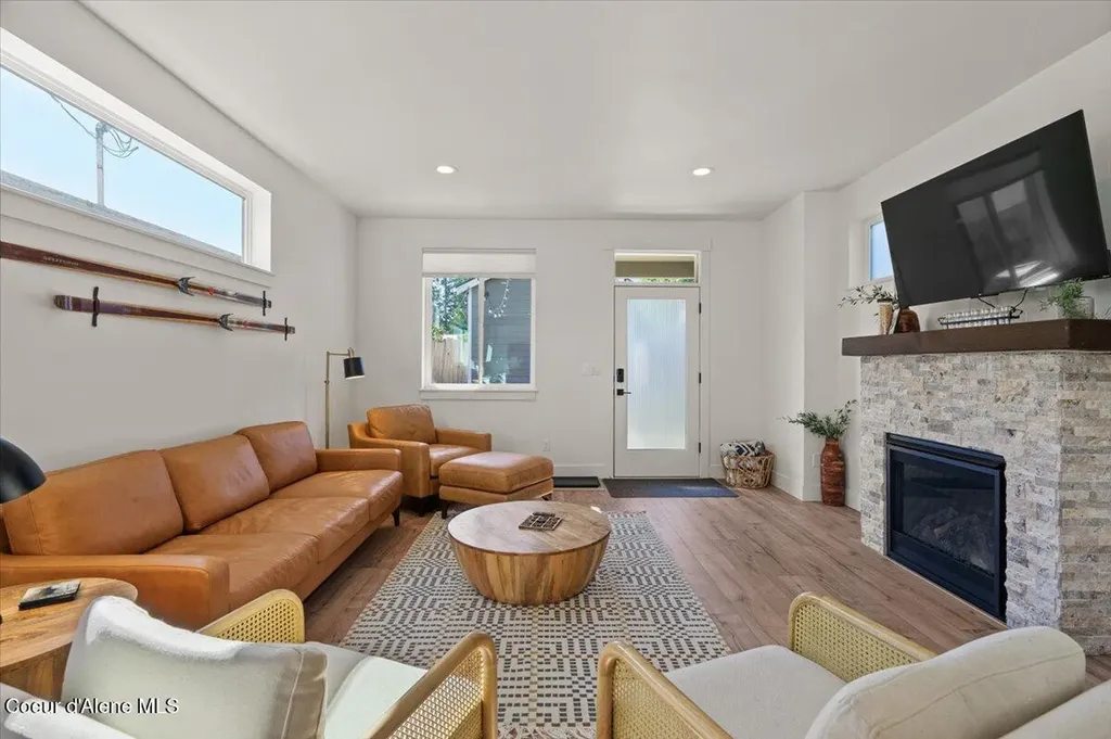655 Oak Avenue Ponderay ID 83852