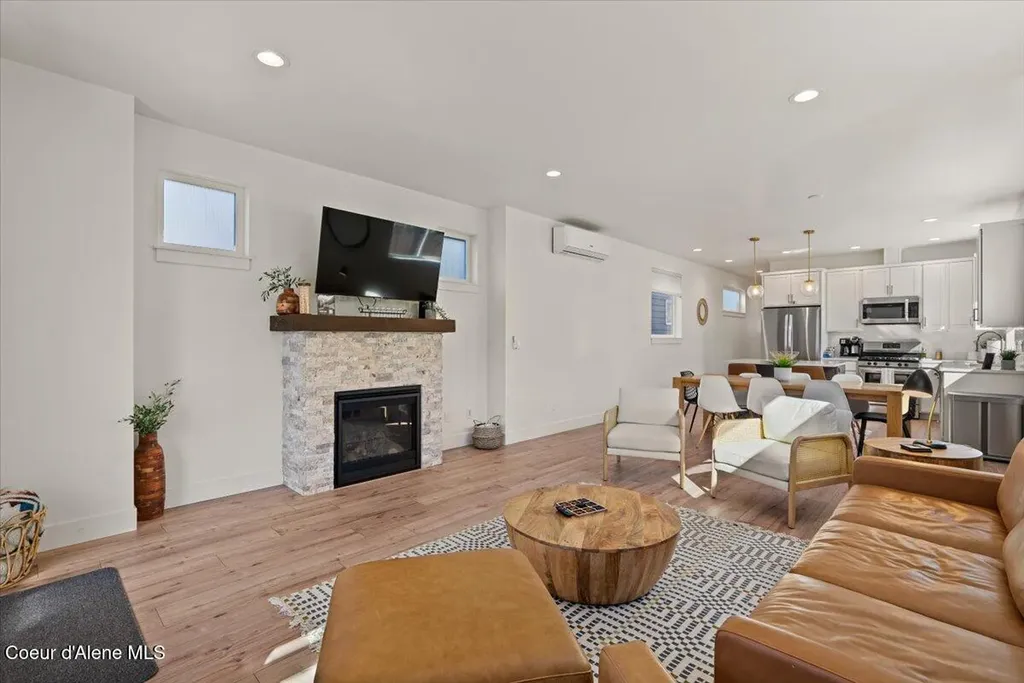 655 Oak Avenue Ponderay ID 83852