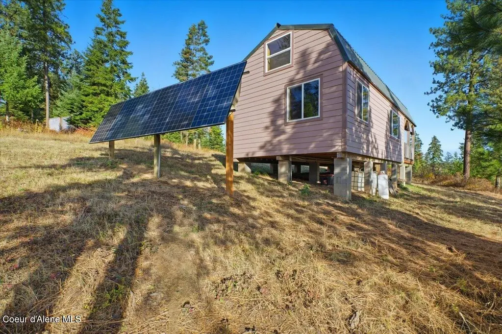 1435 Canyon Ridge Lane Plummer ID 83851