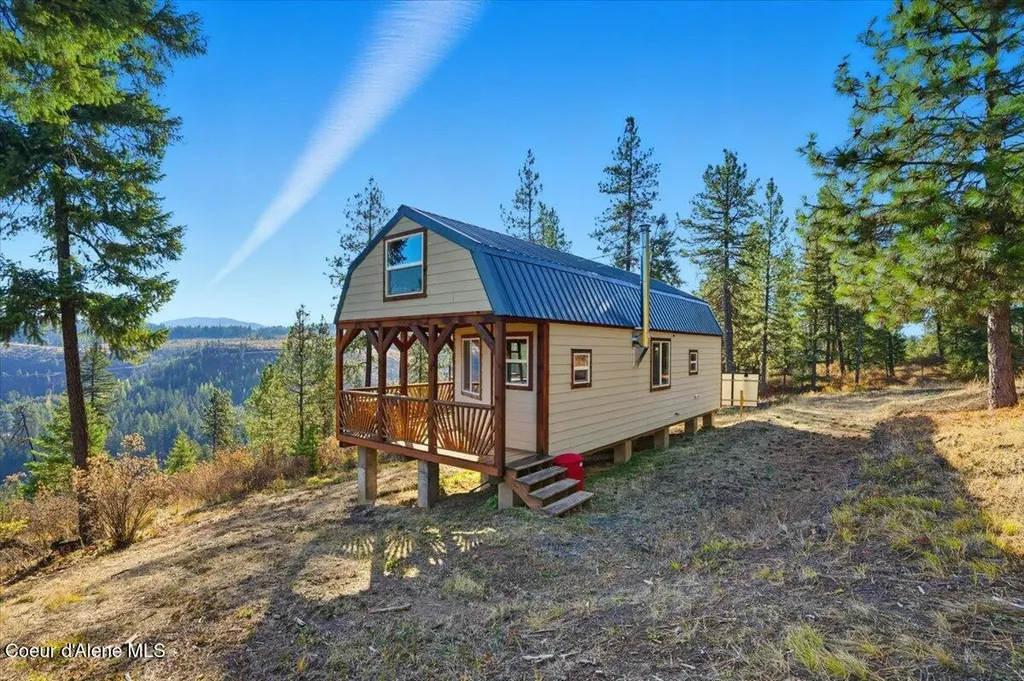 1435 Canyon Ridge Lane Plummer ID 83851