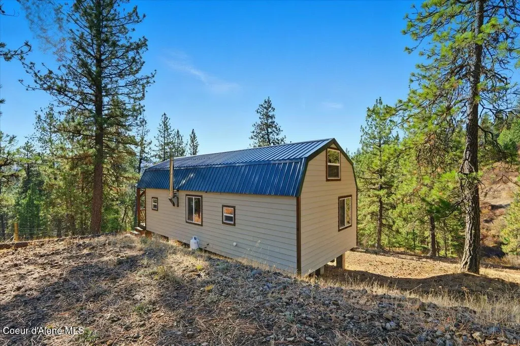 1435 Canyon Ridge Lane Plummer ID 83851