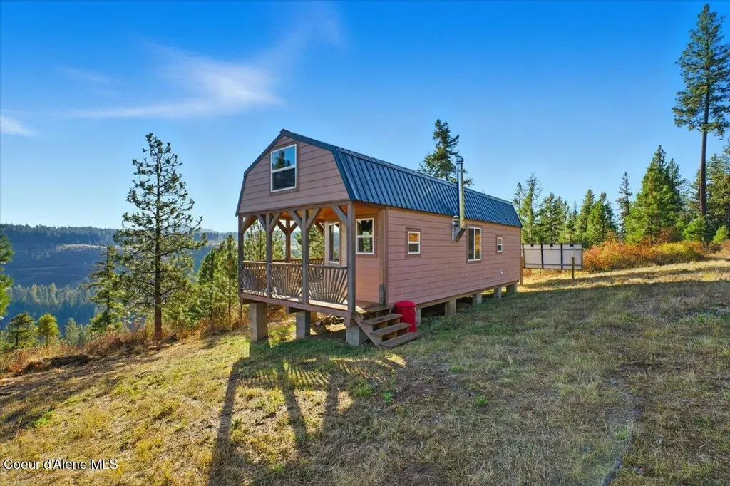 1435 Canyon Ridge Lane Plummer ID 83851
