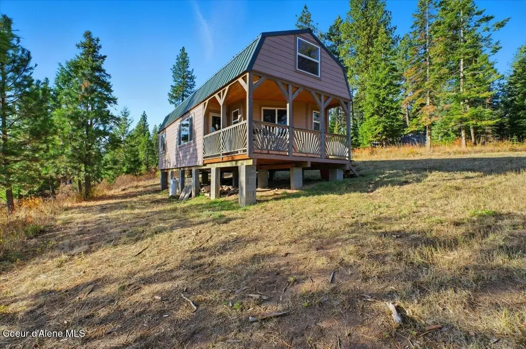 1435 Canyon Ridge Lane Plummer ID 83851