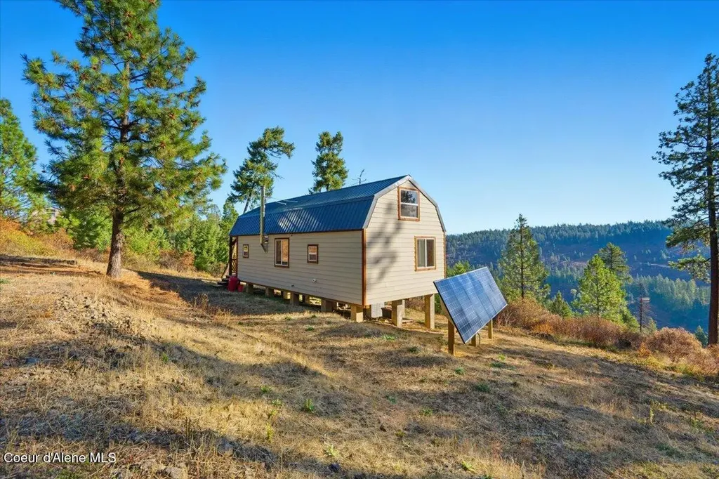 1435 Canyon Ridge Lane Plummer ID 83851