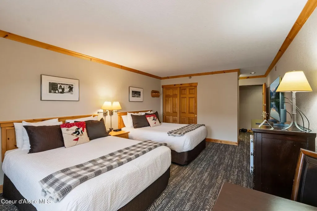 72 Great Escape Road Sandpoint ID 83864