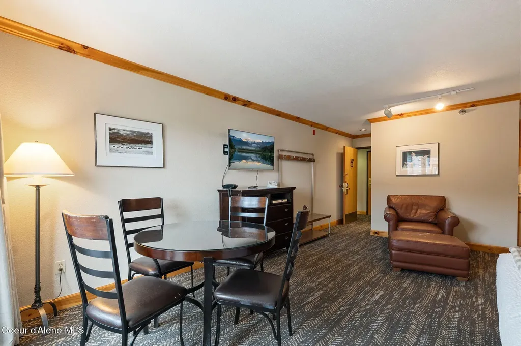 72 Great Escape Road Sandpoint ID 83864