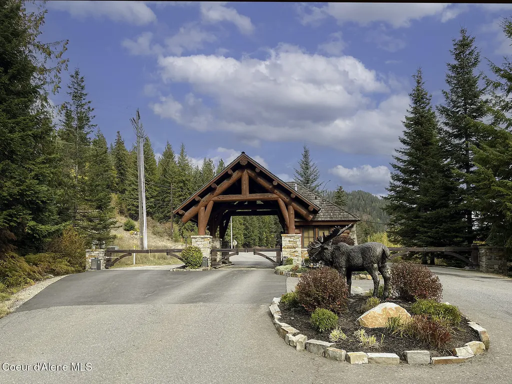Nka White Cloud Drive Sandpoint ID 83864