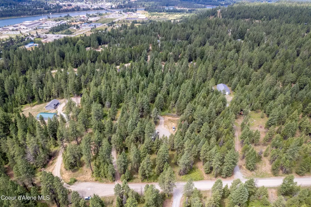 512 Everett Huff Road Oldtown ID 83822