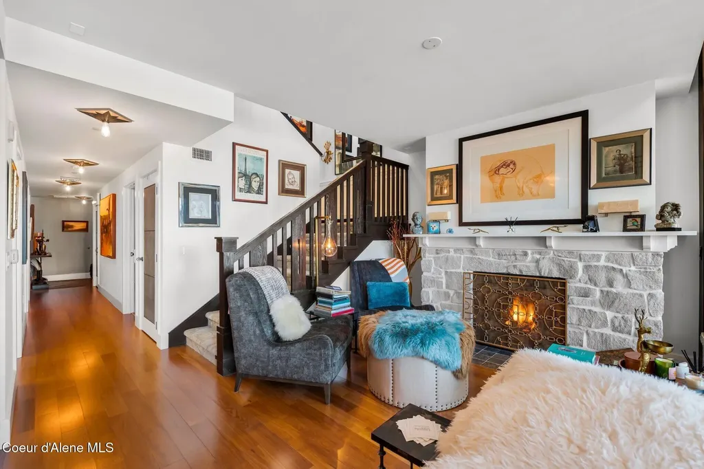 412 Sandpoint Avenue Sandpoint ID 83864