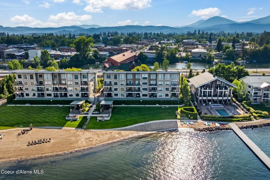 412 Sandpoint Avenue Sandpoint ID 83864