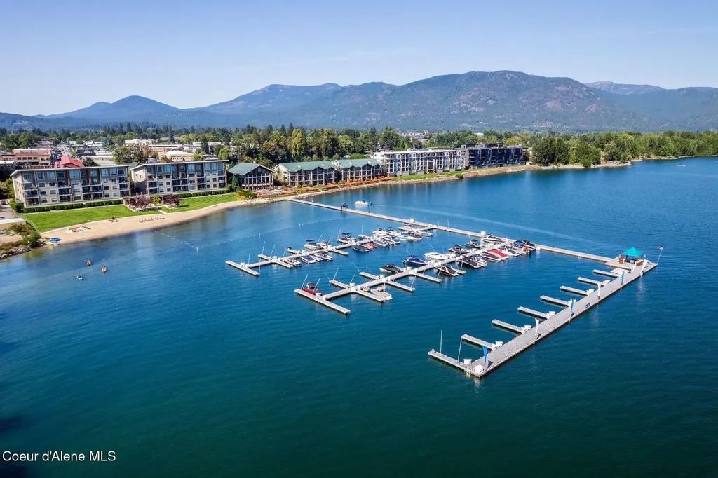 412 Sandpoint Avenue Sandpoint ID 83864