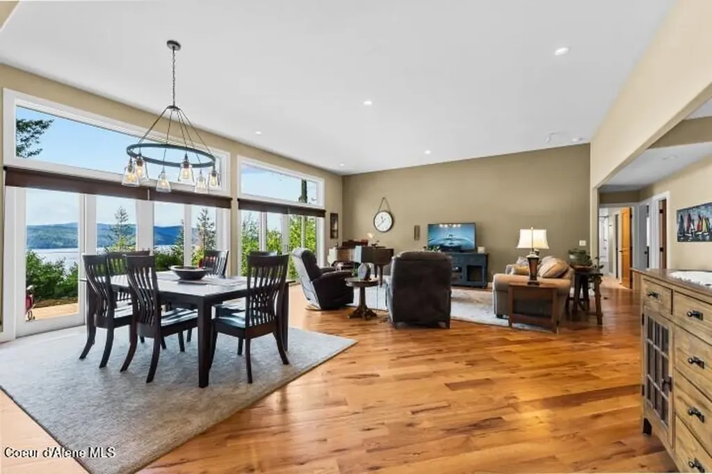 707 Eagen Mountain Drive Hope ID 83836