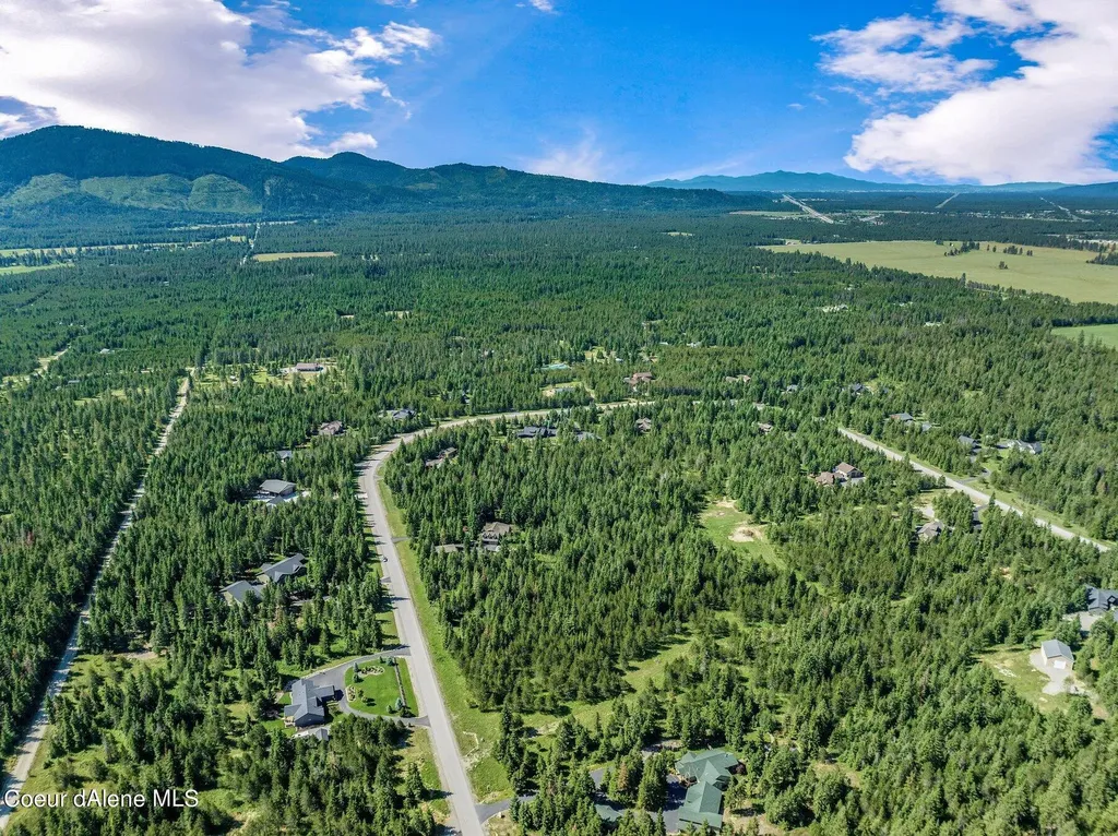 Lot 10 E Riley Loop Athol ID 83801