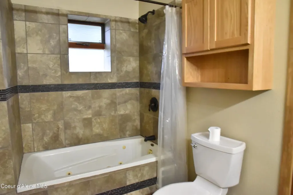391457 Highway 95 Plummer ID 83851