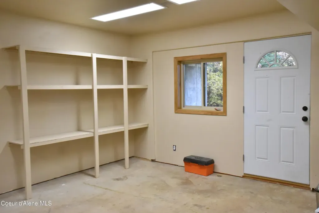 391457 Highway 95 Plummer ID 83851