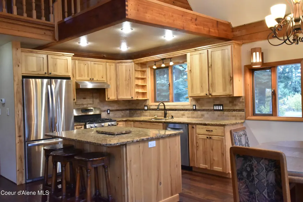 391457 Highway 95 Plummer ID 83851