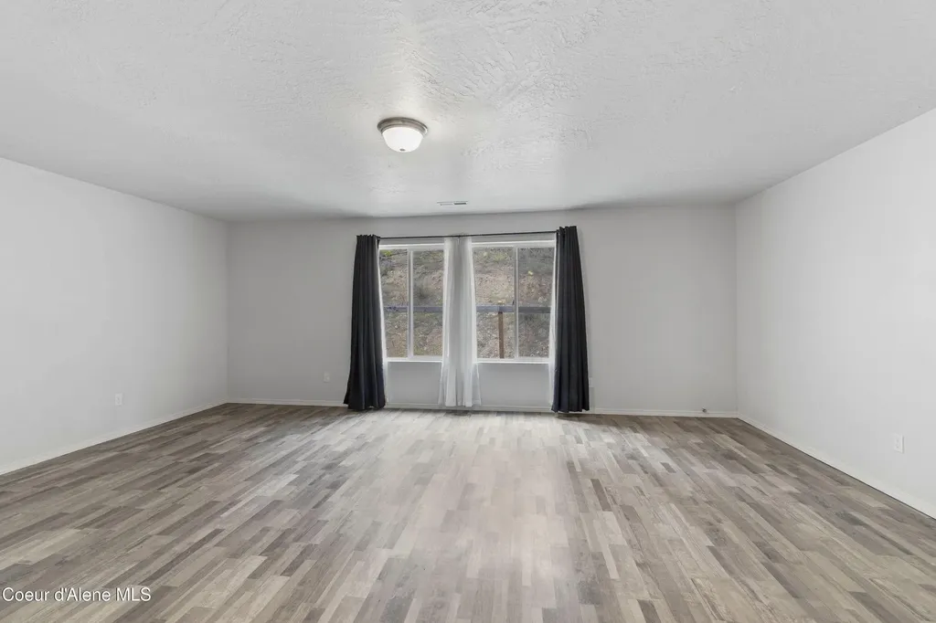 11897 W Hidden Valley Road Rathdrum ID 83858