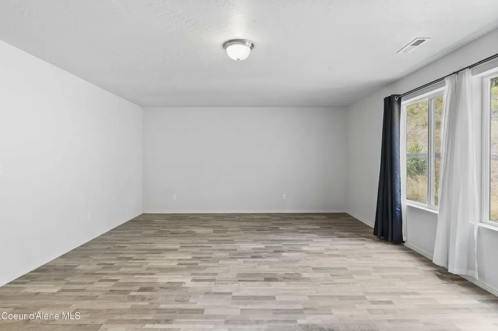 11897 W Hidden Valley Road Rathdrum ID 83858