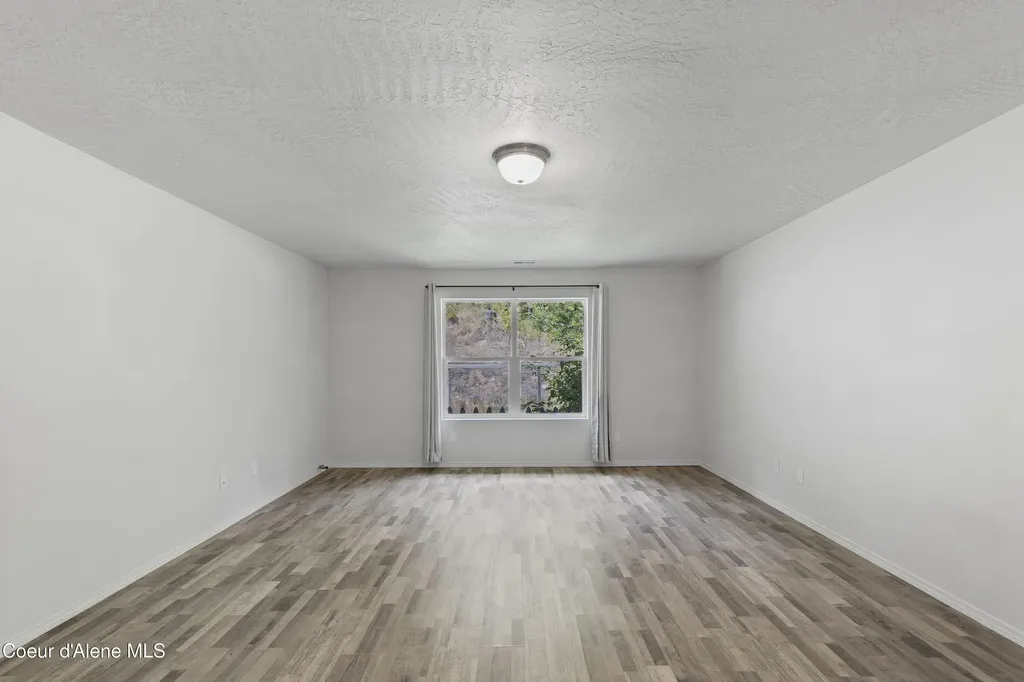 11897 W Hidden Valley Road Rathdrum ID 83858