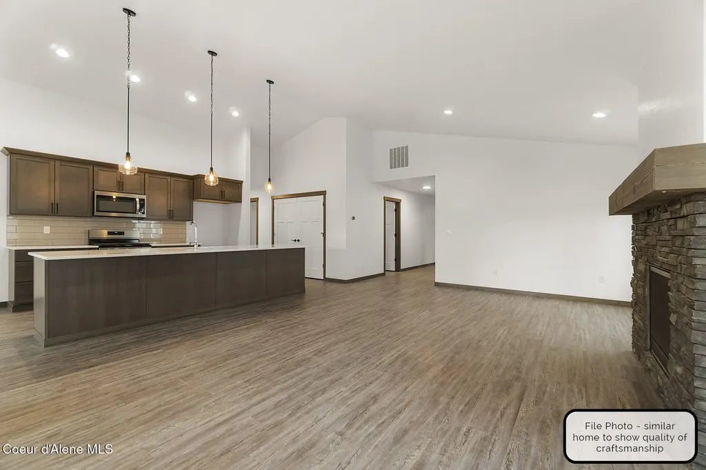 9024 W Swather Avenue Rathdrum ID 83858