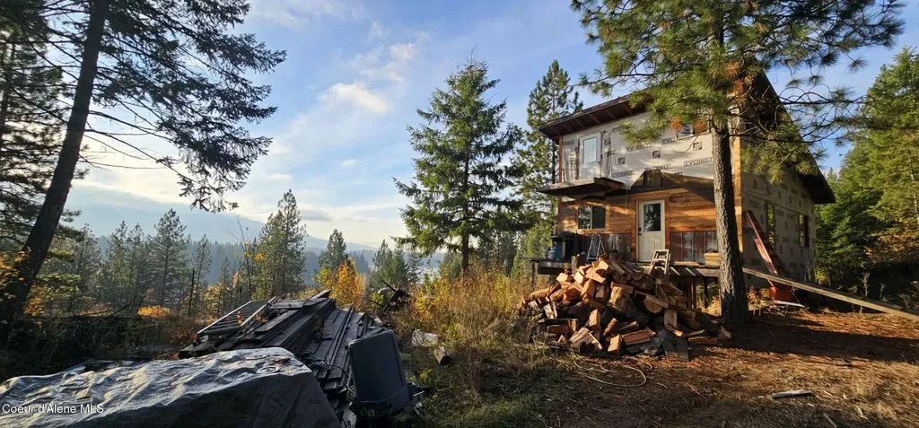 125 Tracker Way Priest River ID 83856