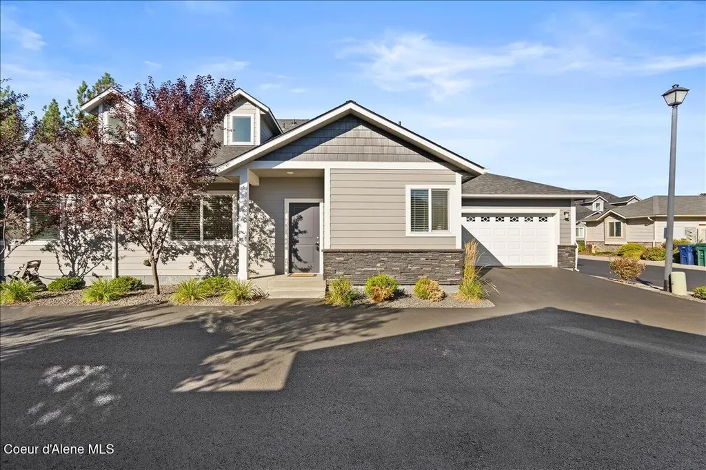 1360 Mordyl Loop Post Falls ID 83854