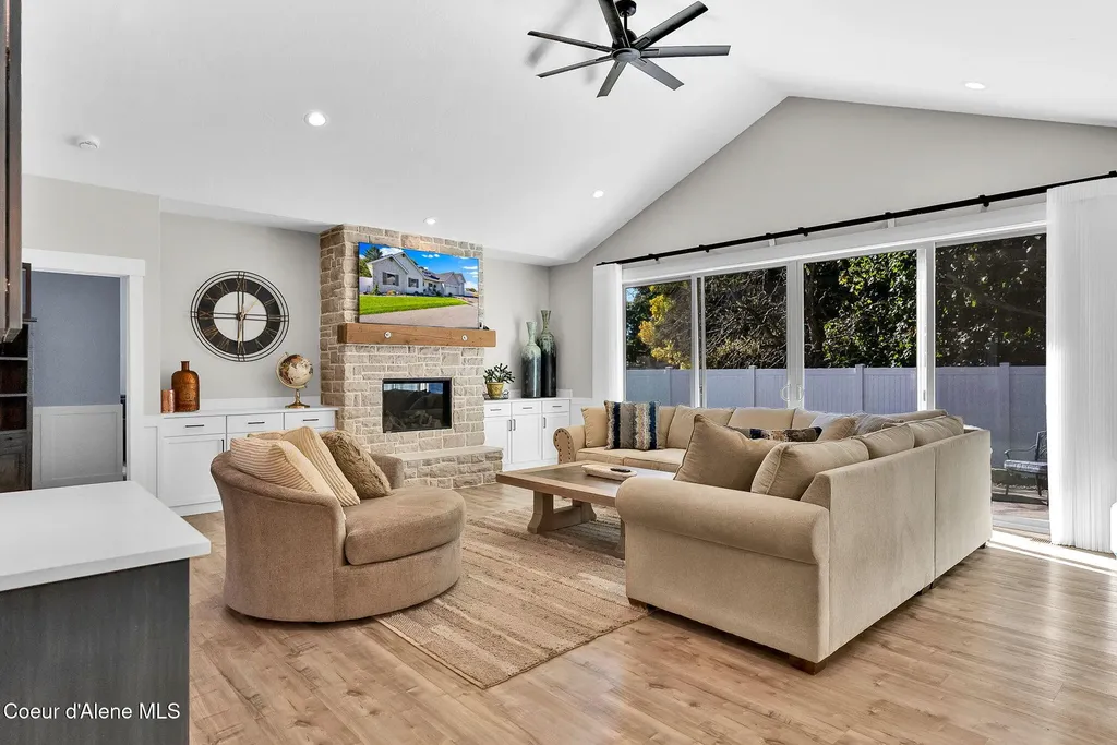 1243 W Orchard Avenue Hayden ID 83835