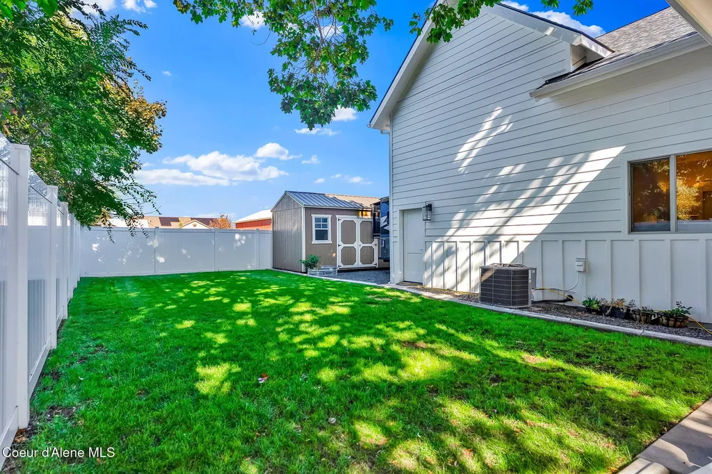 1243 W Orchard Avenue Hayden ID 83835