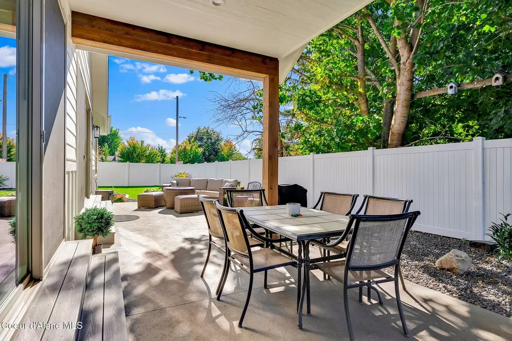 1243 W Orchard Avenue Hayden ID 83835