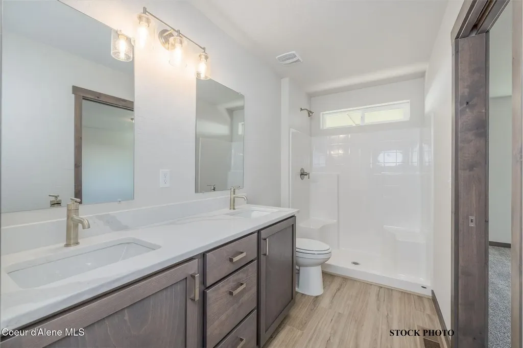 12073 N Lennon Lane Rathdrum ID 83858