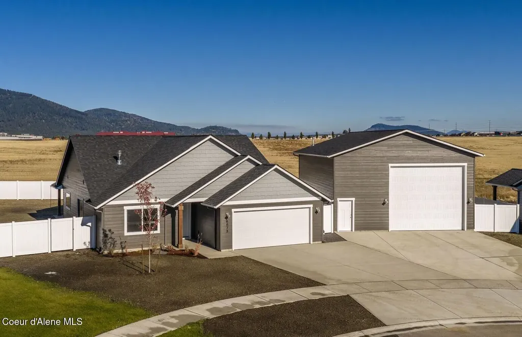 6791 W Plant Lane Rathdrum ID 83858