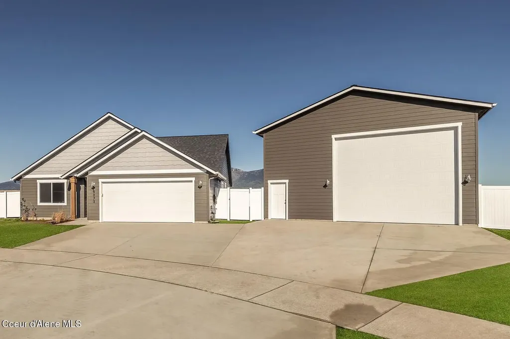6791 W Plant Lane Rathdrum ID 83858