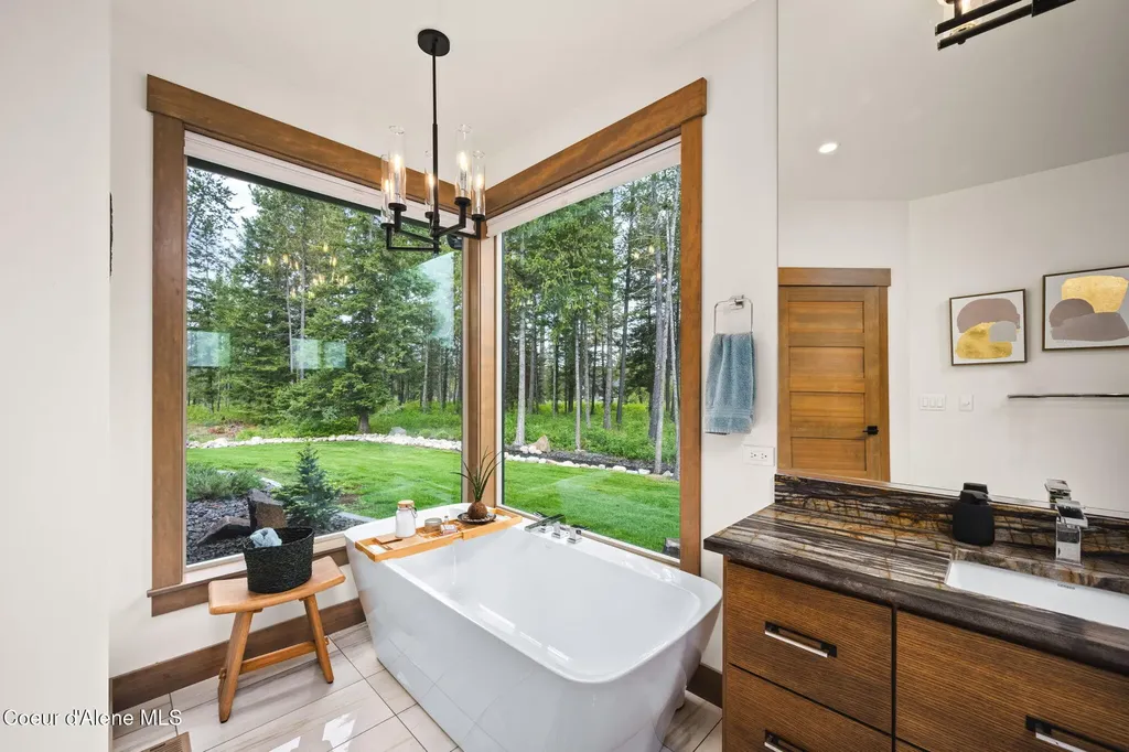 1230 E Amulet Circle Rathdrum ID 83858
