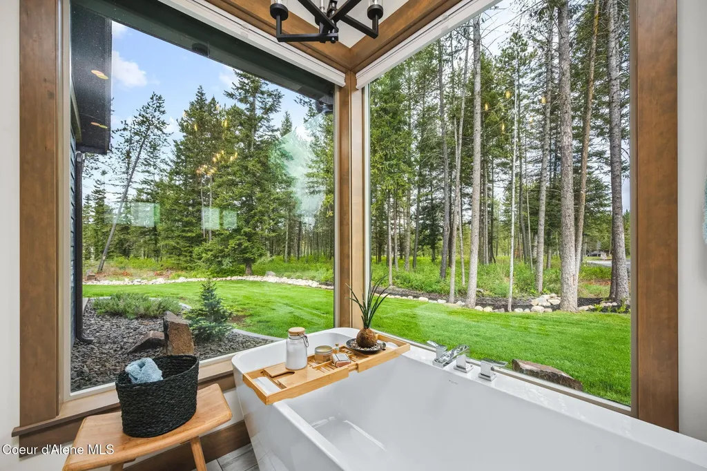 1230 E Amulet Circle Rathdrum ID 83858