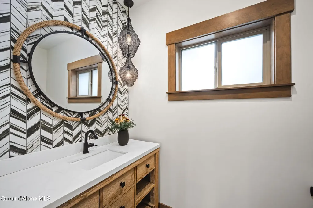 1230 E Amulet Circle Rathdrum ID 83858