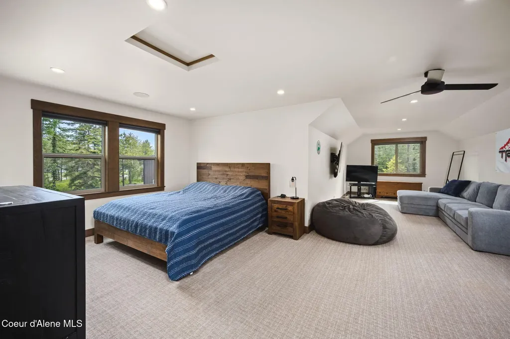1230 E Amulet Circle Rathdrum ID 83858