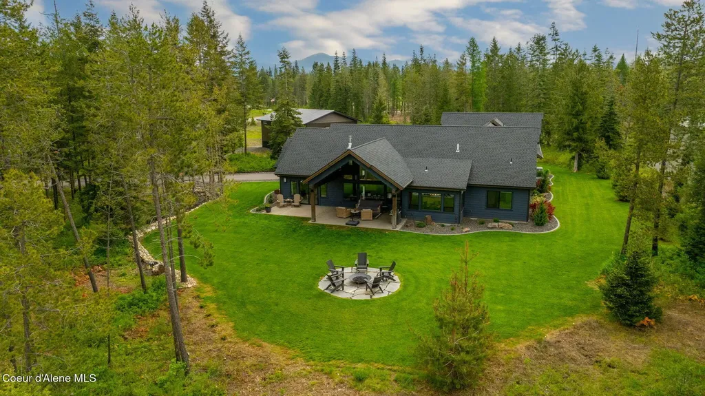 1230 E Amulet Circle Rathdrum ID 83858