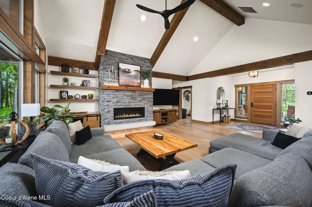 1230 E Amulet Circle Rathdrum ID 83858