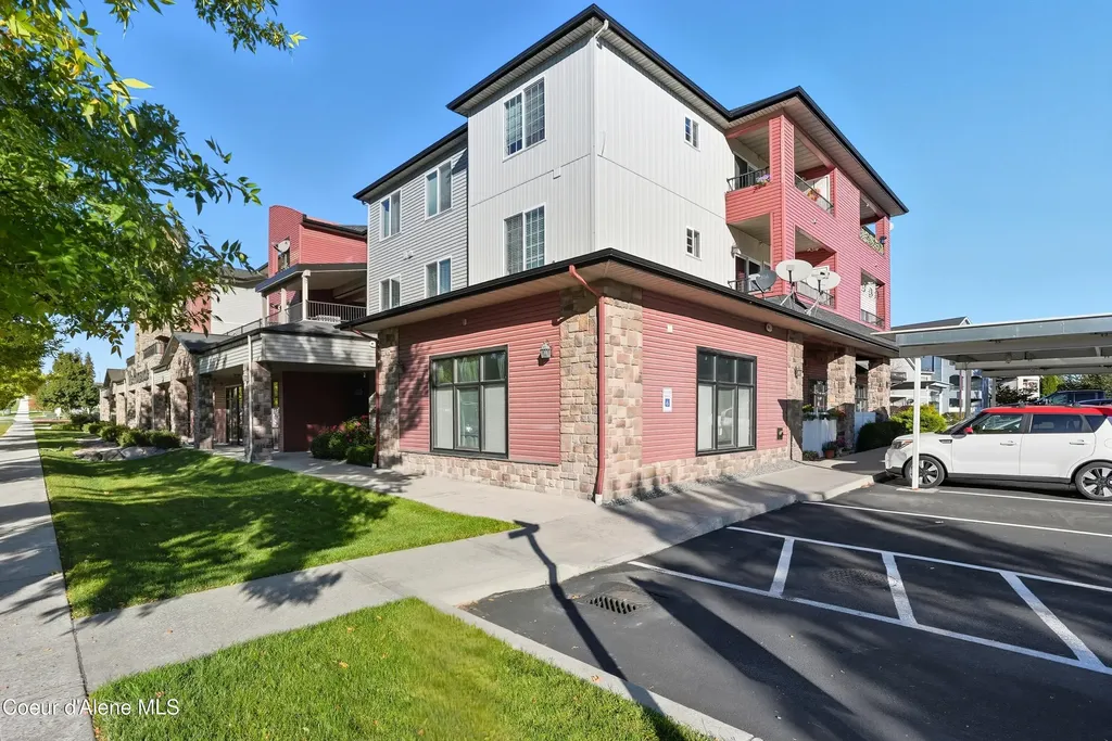 3591 E 3rd Avenue Post Falls ID 83854