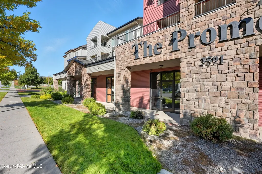 3591 E 3rd Avenue Post Falls ID 83854