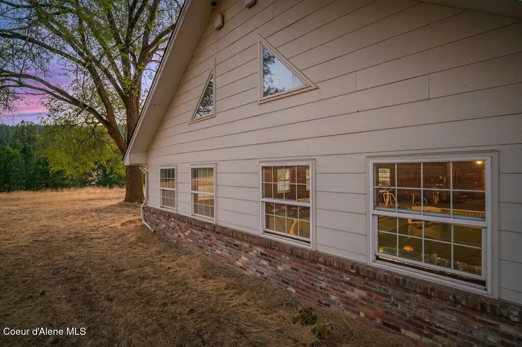 840 S Carpenter Loop Post Falls ID 83854