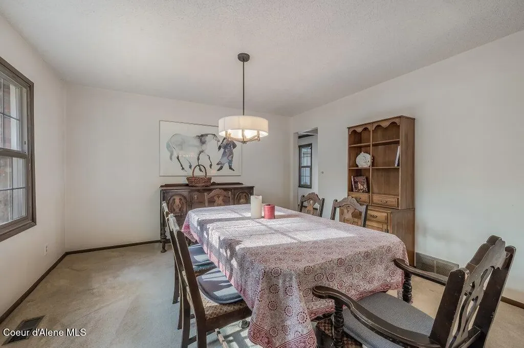 840 S Carpenter Loop Post Falls ID 83854