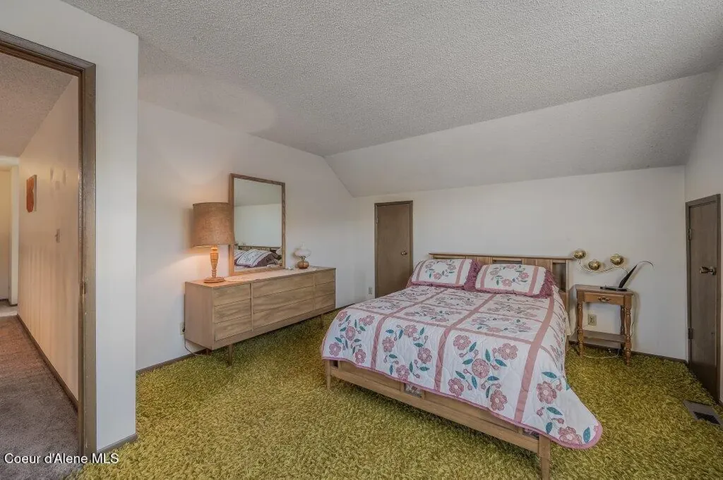 840 S Carpenter Loop Post Falls ID 83854