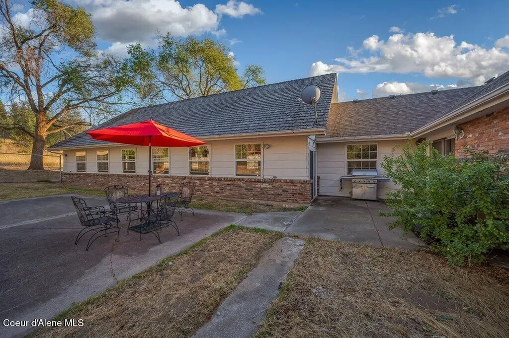 840 S Carpenter Loop Post Falls ID 83854