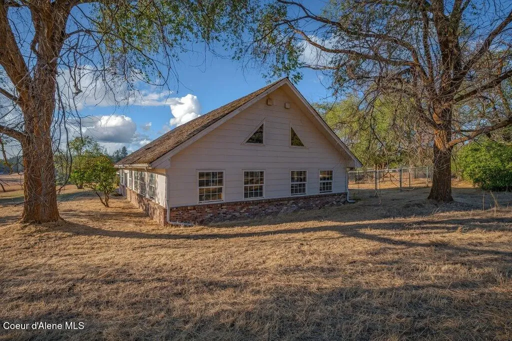 840 S Carpenter Loop Post Falls ID 83854