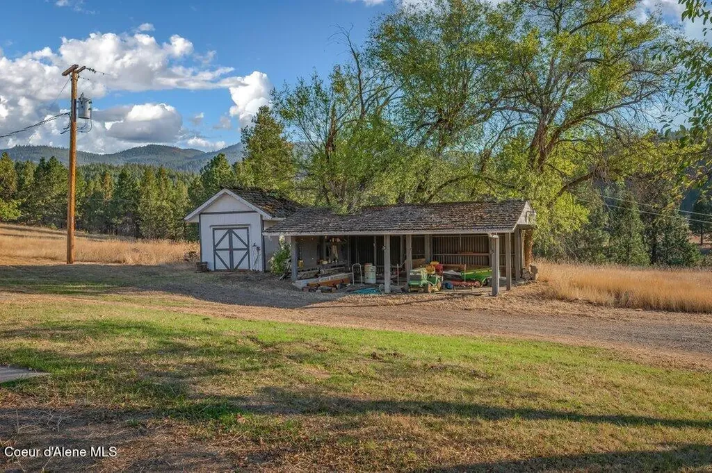 840 S Carpenter Loop Post Falls ID 83854