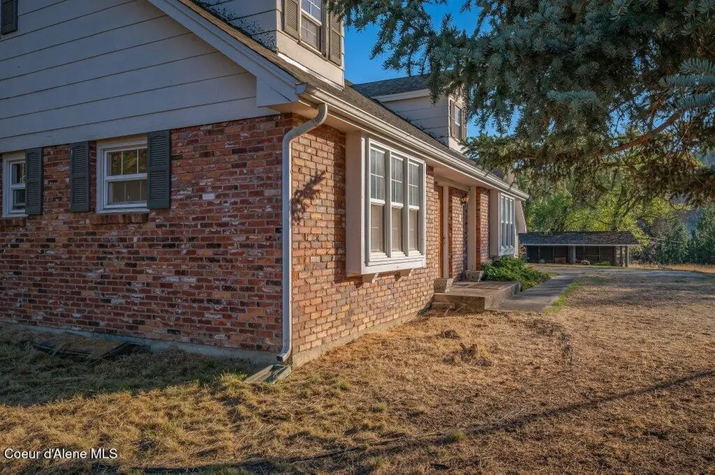 840 S Carpenter Loop Post Falls ID 83854
