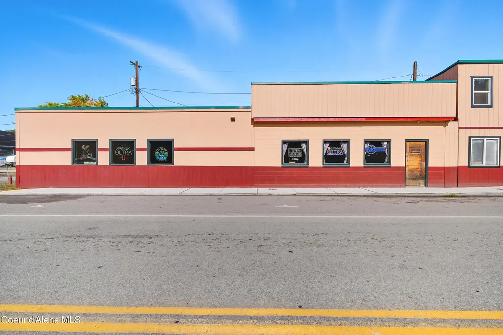 212 Main Street Smelterville ID 83868