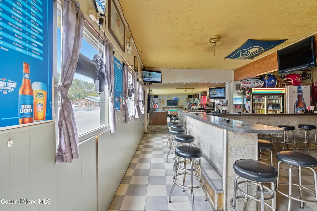 212 Main Street Smelterville ID 83868
