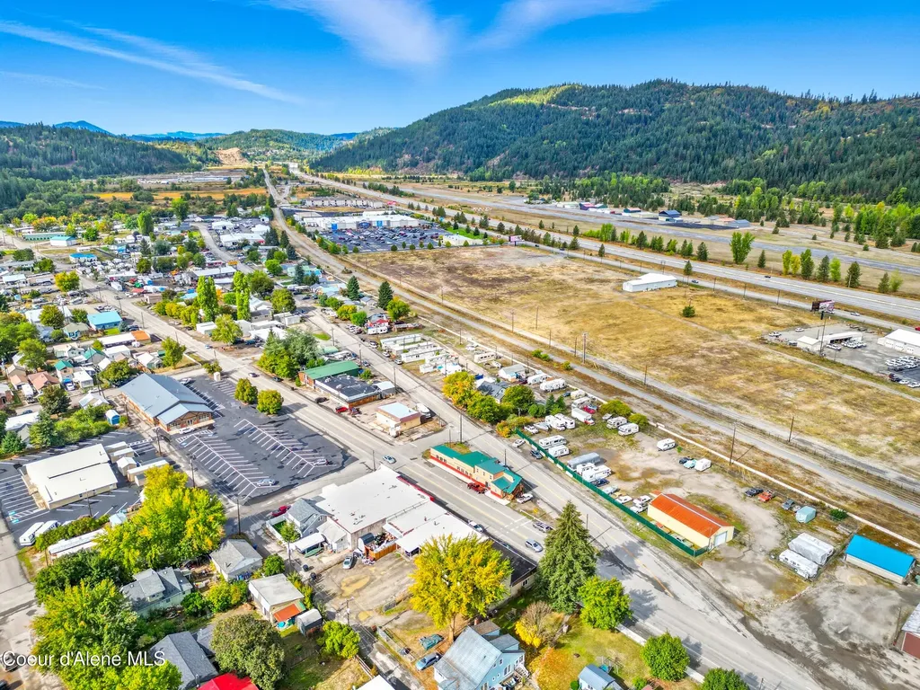 212 Main Street Smelterville ID 83868